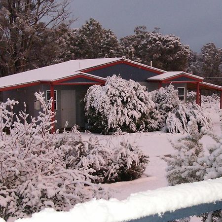 Highland Cabins And Cottages At Bronte Park Номер фото